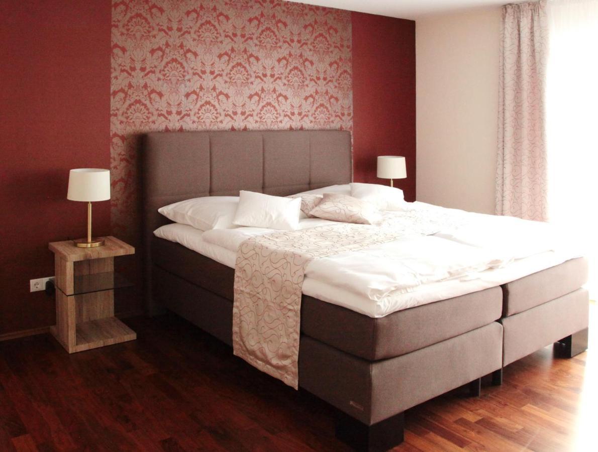 Lamex-Inn Hotel & Restaurant Келкайм Екстериор снимка