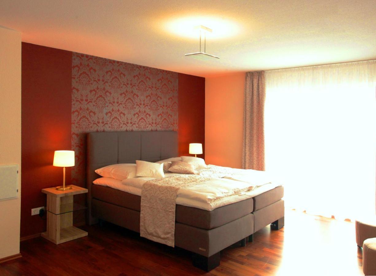 Lamex-Inn Hotel & Restaurant Келкайм Екстериор снимка