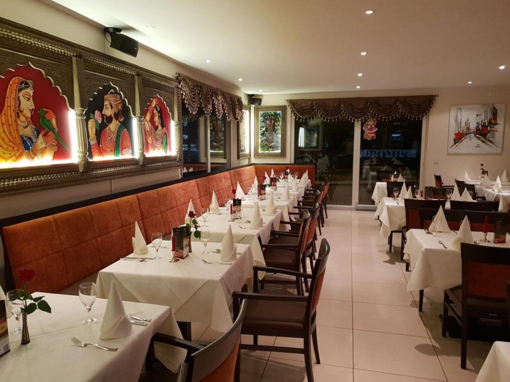Lamex-Inn Hotel & Restaurant Келкайм Екстериор снимка